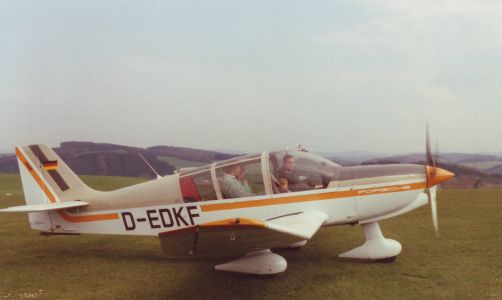 Flugzeug D-EDKF